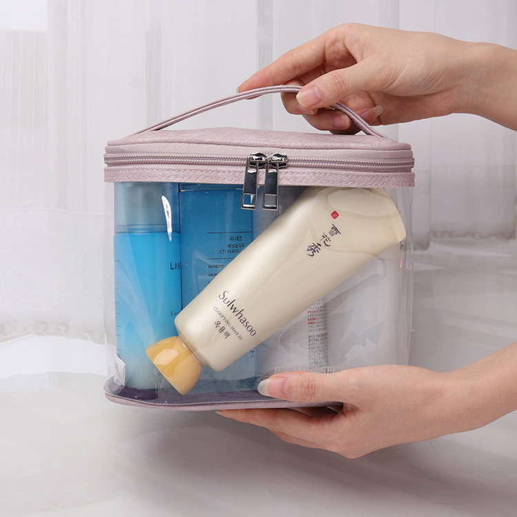 The manufacturer customises a transparent PVC washing bag and collects a waterproof tuber-proof swim bag with travel makeup.