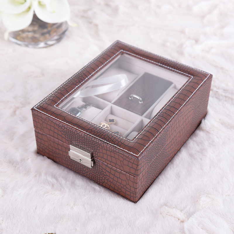 The jewelry box, the gift watch box, the earring box, the wooden belt box, the box.