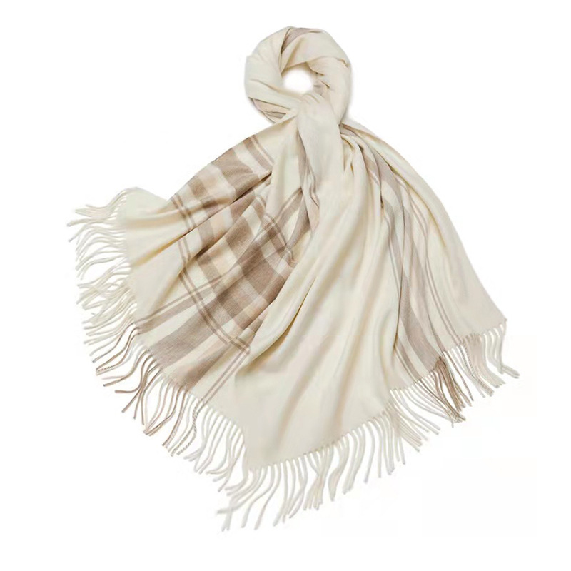 A new cashmere shawl-shawed, coarse-heating summer and winter.