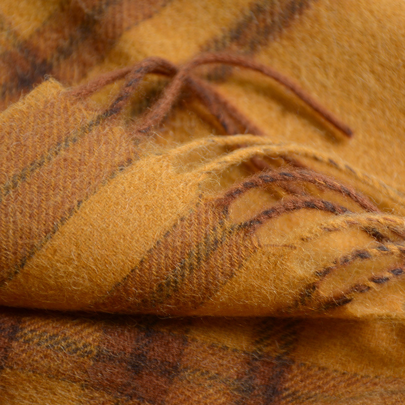 The wool scarf, the camel hair, the long autumn and winter new female shawl.